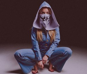Denim Pantsuits Are a Racist Dog Whistle and So Is White Chili